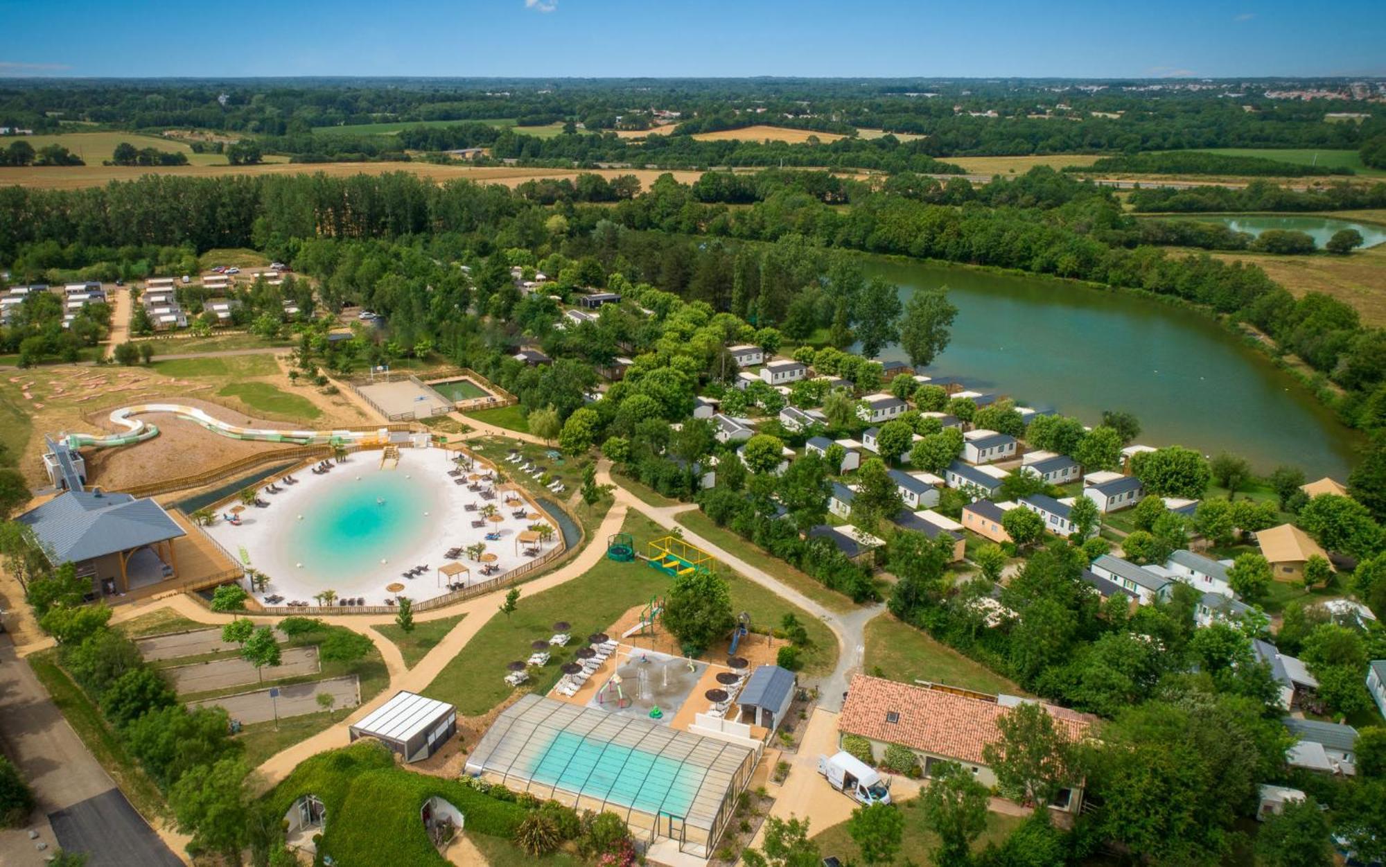 Camping Aubigny-Les Clouzeaux Aubigny  Exteriör bild