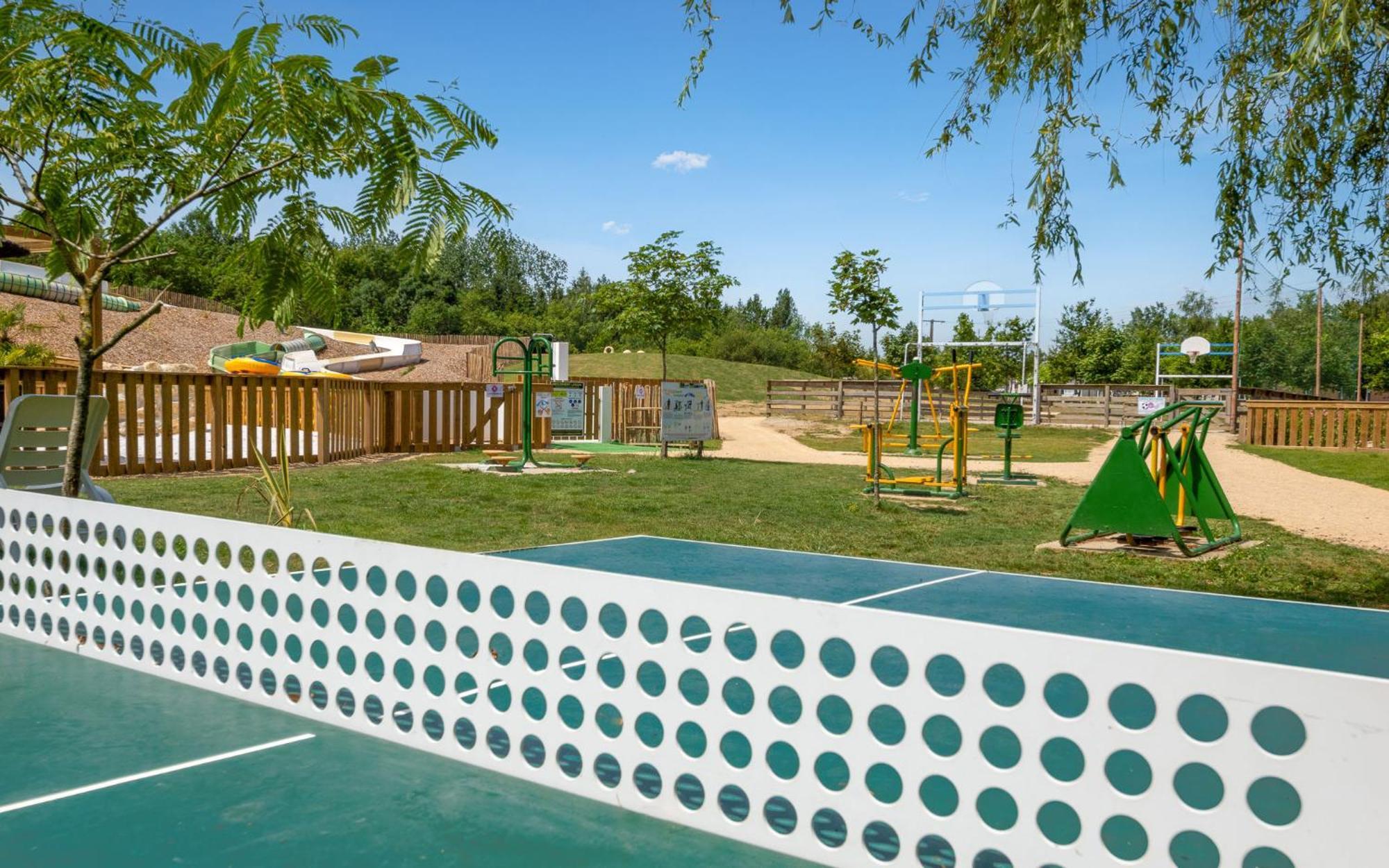 Camping Aubigny-Les Clouzeaux Aubigny  Exteriör bild